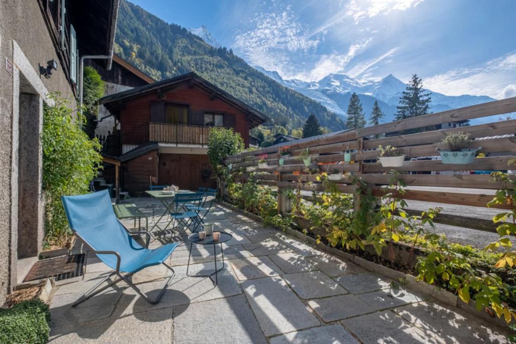 Loft-chalet with exterior and view in Chamonix