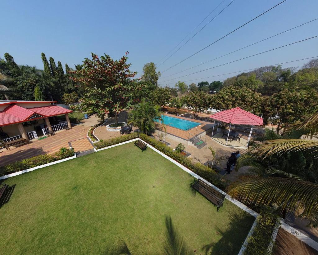 Karjat retreat 4bhk pvt farmhouse