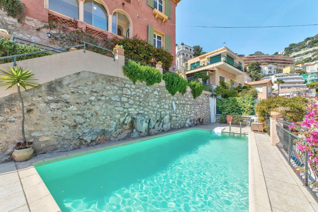 Villa Francesca Beautiful villa with sea view and swimming pool!